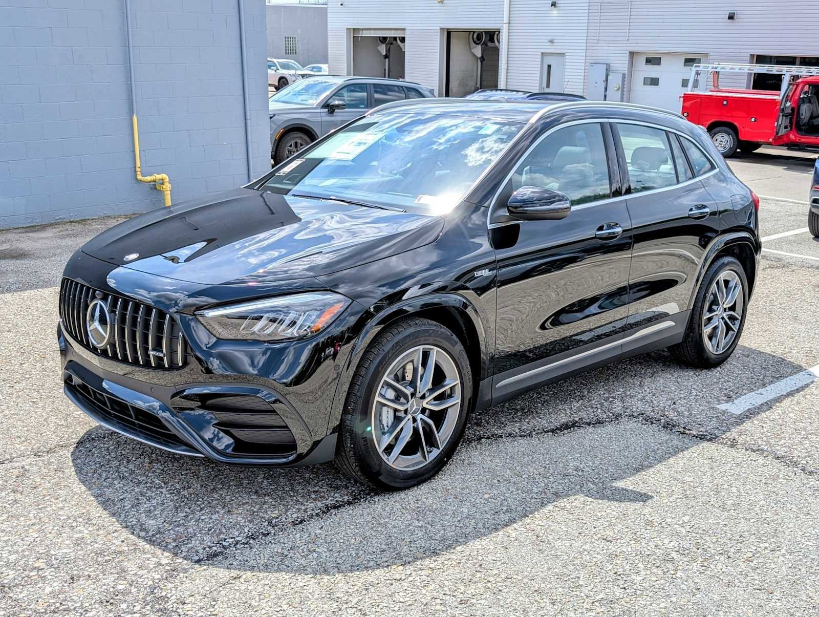 2026 Mercedes-Benz GLA GLA 35 AMG 4MATIC's photo