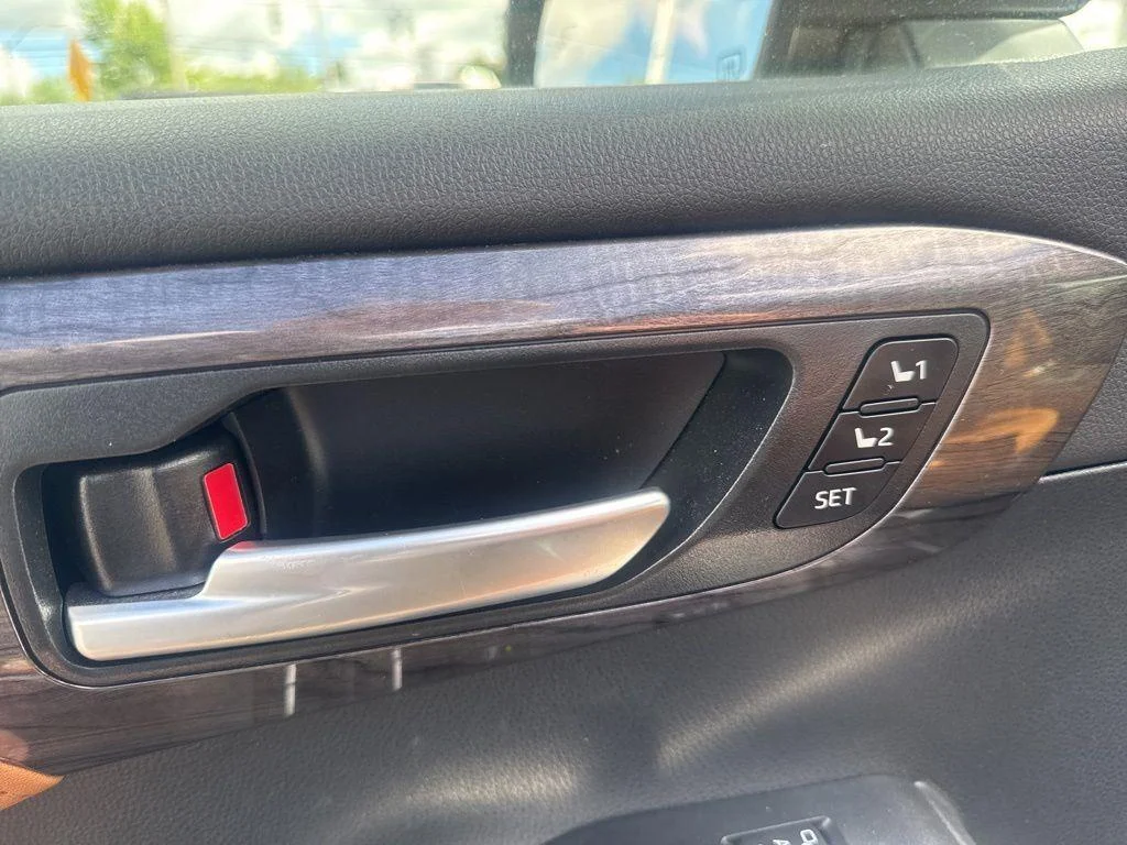 Used 2024 Magnetic Gray Metallic Toyota Platinum image 10