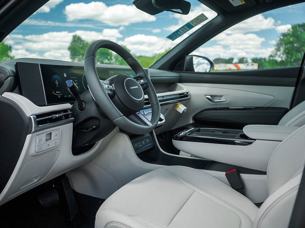 2026 Hyundai Tucson Limited - Photo 18