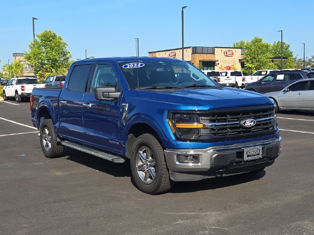 Used 2024 Blue Metallic Ford XLT image 4