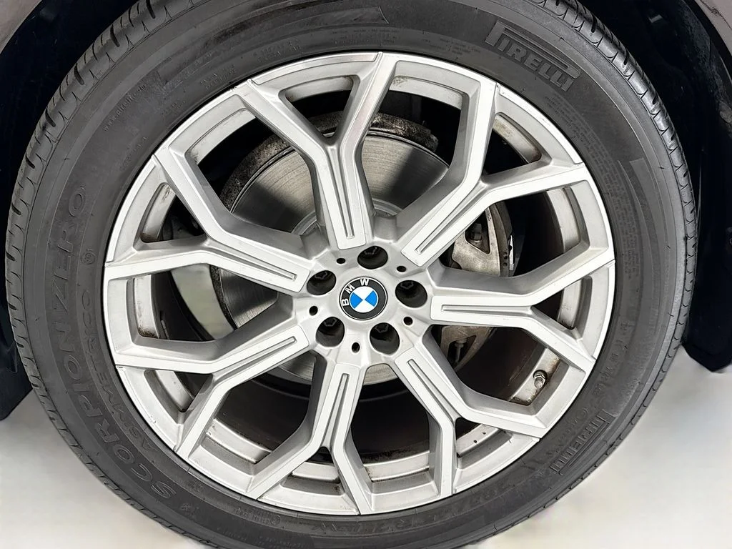 Used 2022 Brown BMW xDrive40i image 29