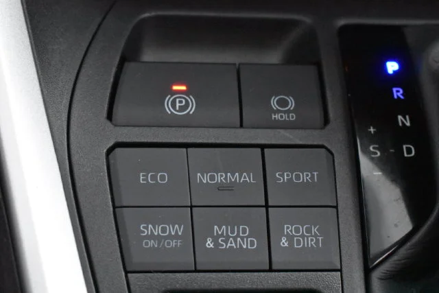 Used 2024 White Toyota XLE image 31