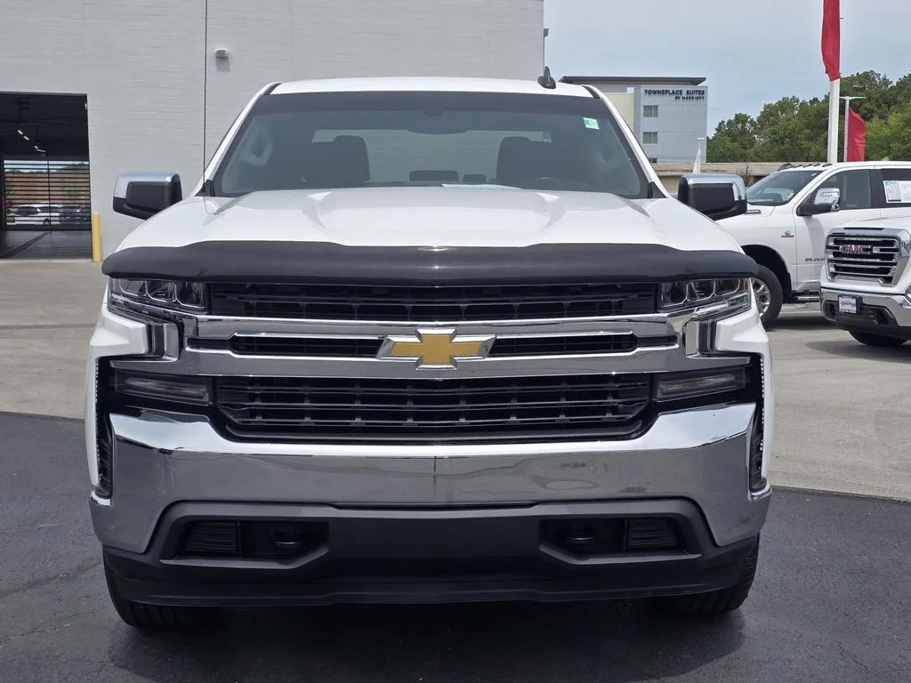 Used 2019 Summit White Chevrolet LT image 2