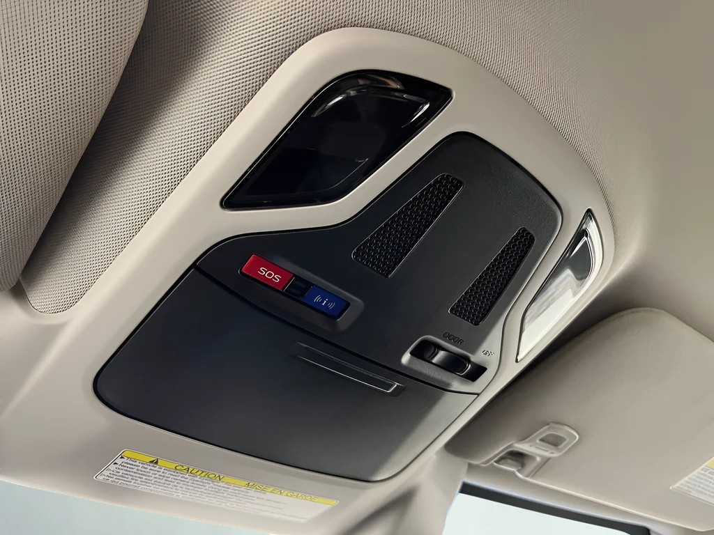 Used 2022 Silver Subaru Premium image 25