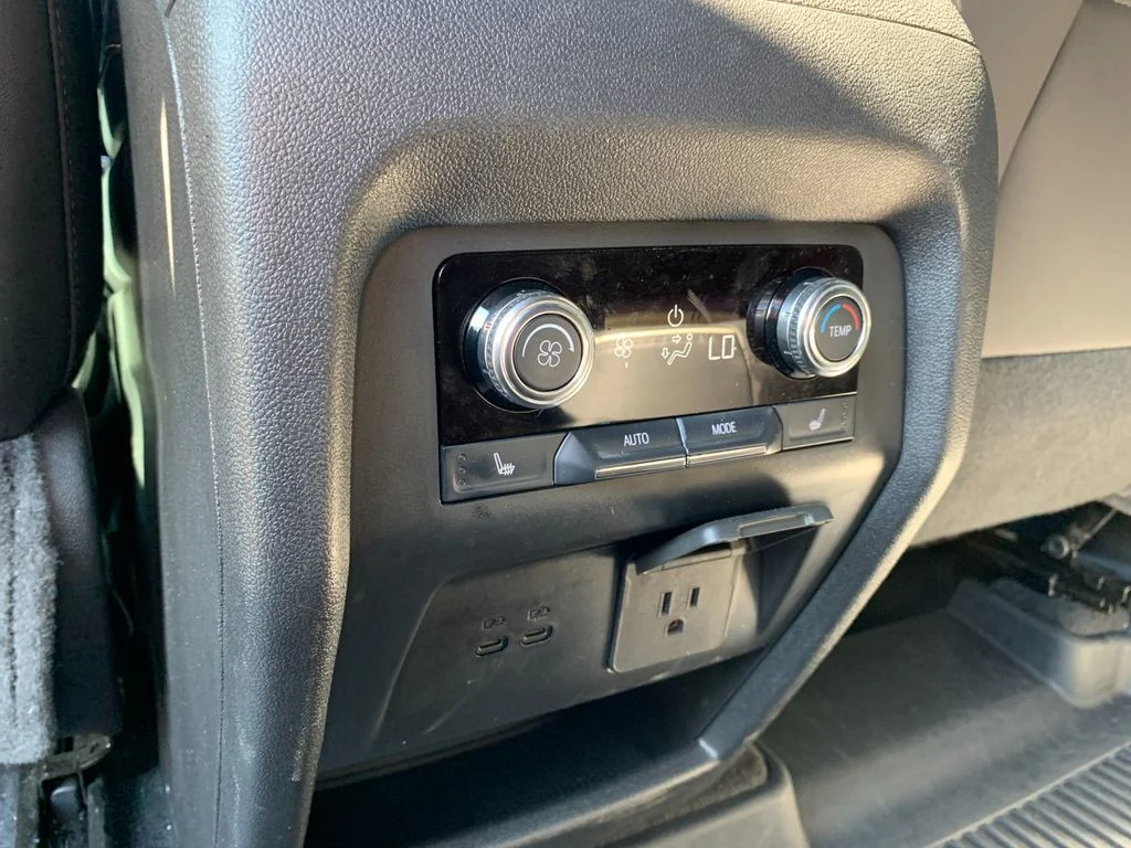 Used 2025 Black GMC Denali image 15