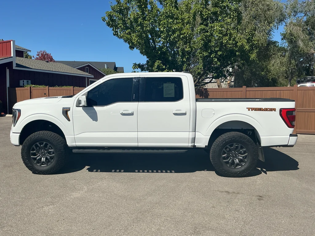Used 2023 OXFORD WHITE Ford Tremor image 9
