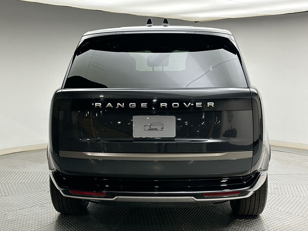 Certified Used 2025 Carpathian Gray Premium Metallic Land Rover SE image 12