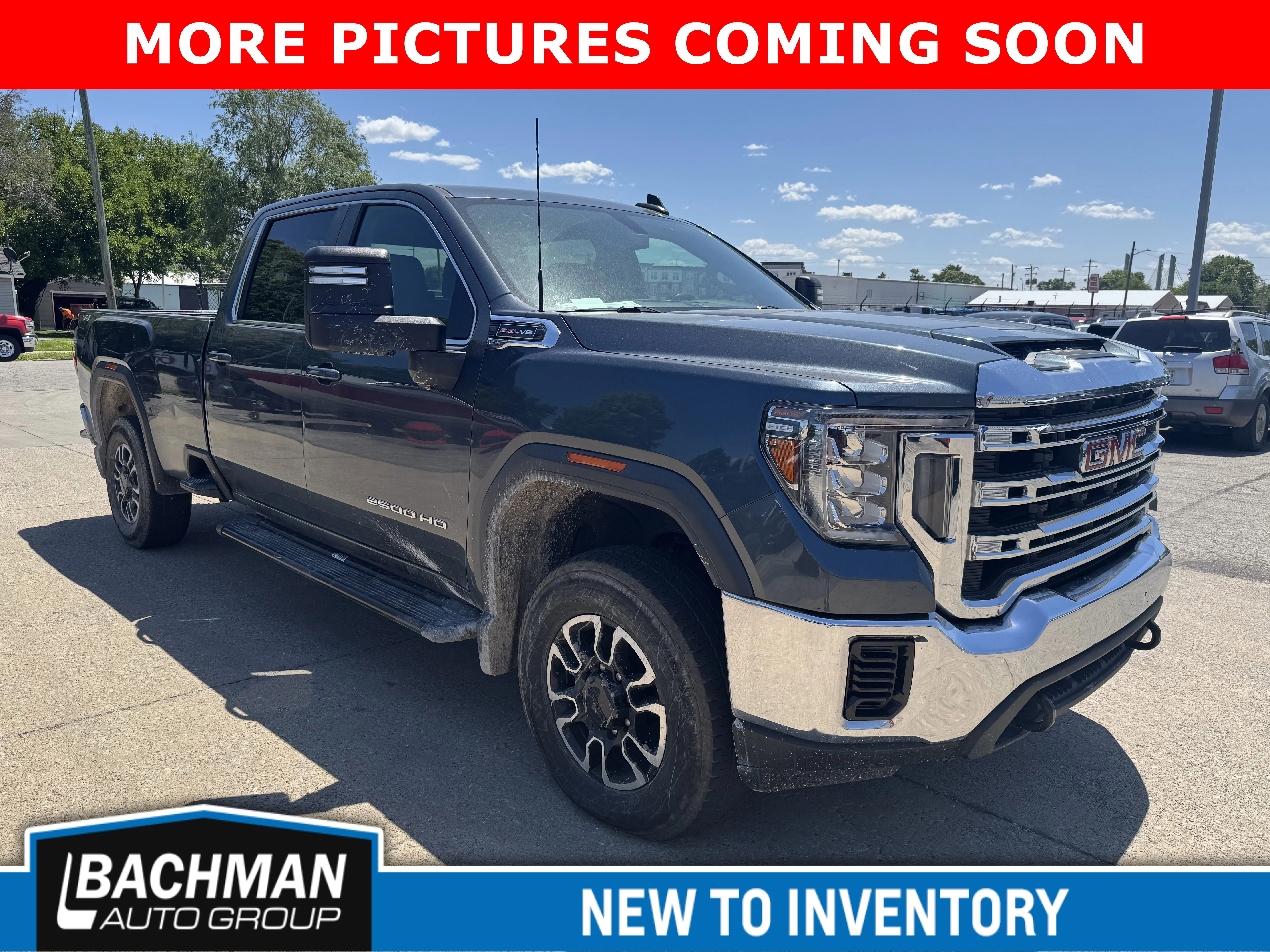 2020 GMC Sierra 4WD Crew Cab Standard Box SLE's photo