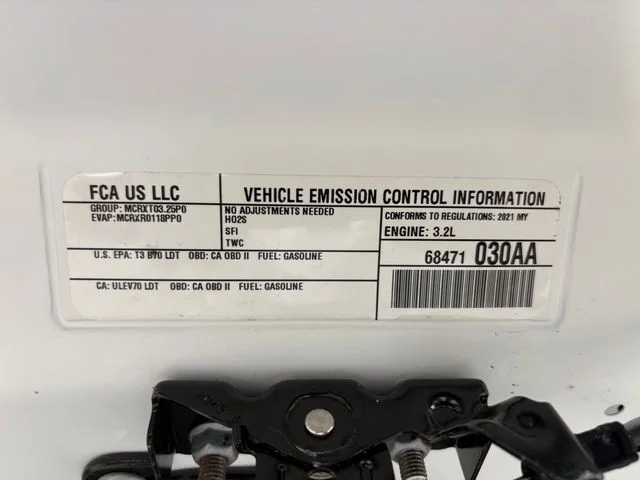 Used 2021 White Jeep Trailhawk image 2