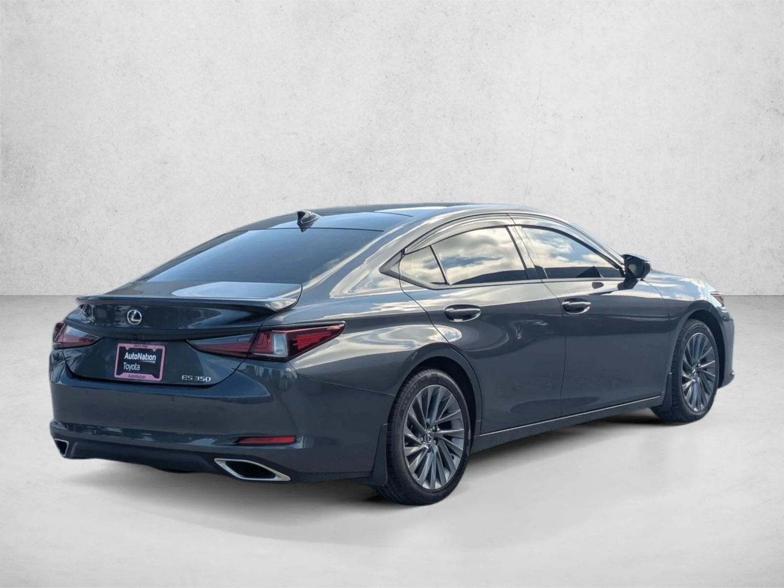 Used 2024 Cloudburst Gray Lexus ES 350 Ultra Luxury image 5