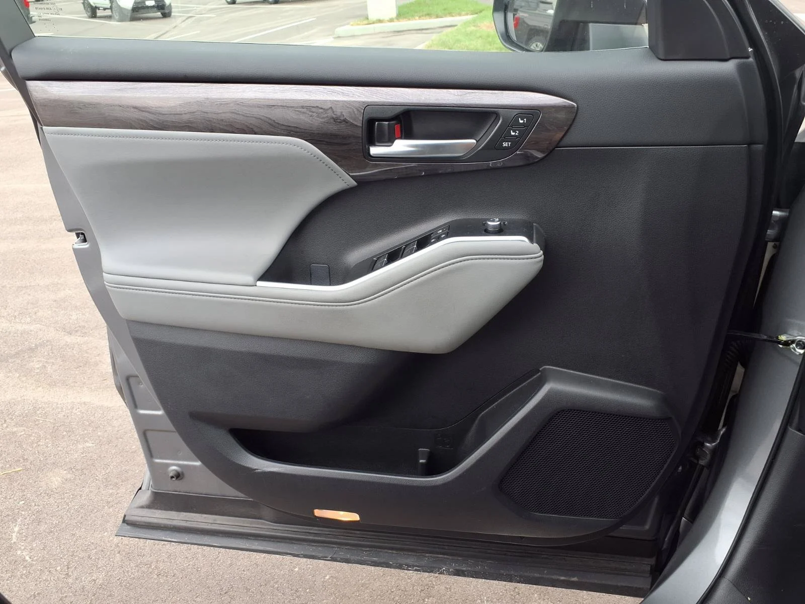 Certified Used 2025 Gray Toyota Limited image 18