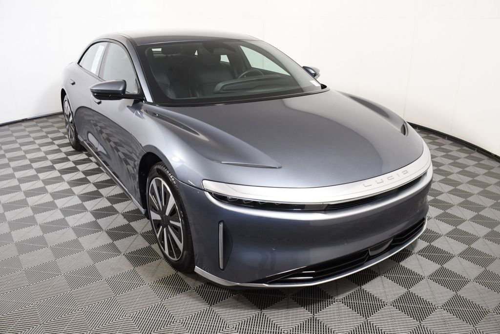 Used 2024 Fathom Blue Metallic Lucid Touring image 8