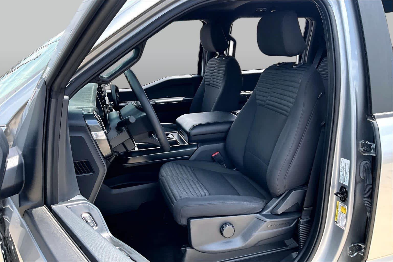 Used 2023 Iconic Silver Ford XL image 8