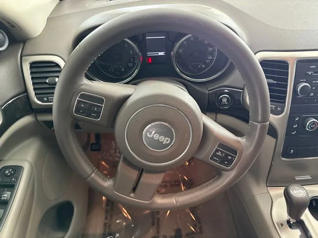Used 2012 Silver Jeep Laredo image 28