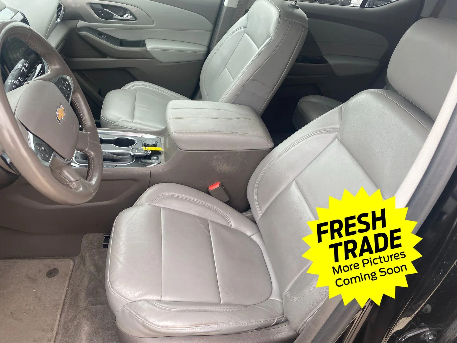 Used 2018 Mosaic Black Metallic Chevrolet LT Leather image 10