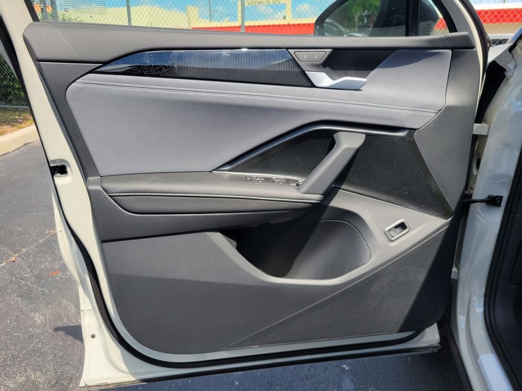 New 2026 Beige/tan Volkswagen 2.0T SE R-Line Black image 13