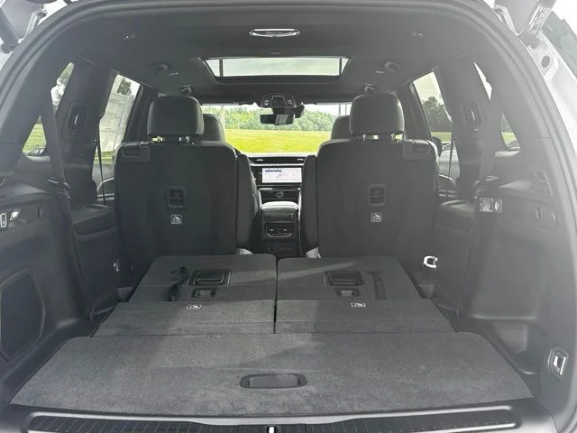 New 2026 Silver Jeep  image 31