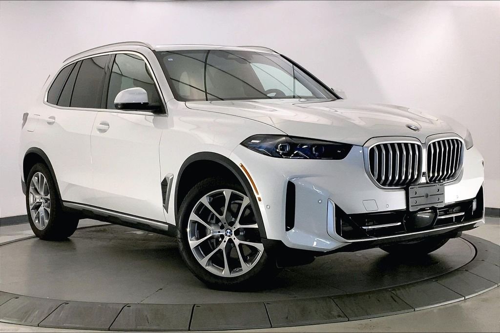 Used 2026 Mineral White Metallic BMW  image 33