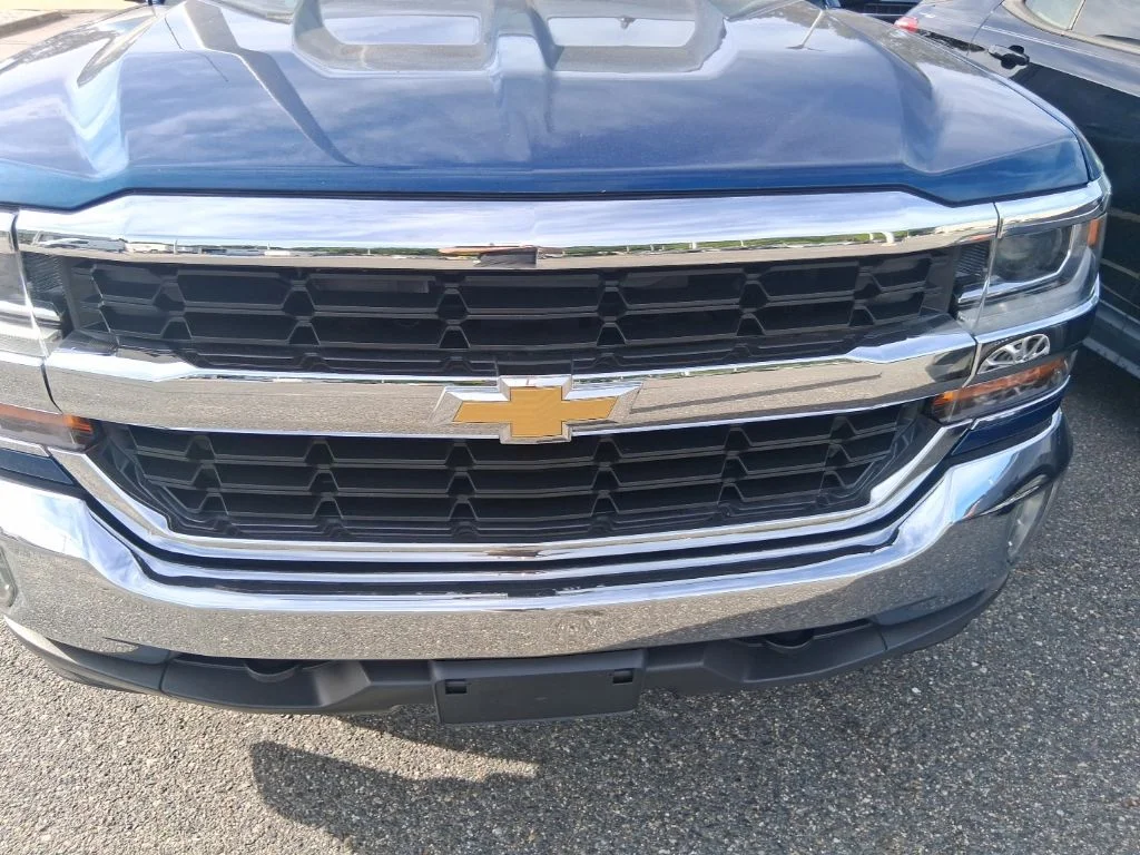 Used 2016 Blue Chevrolet LT image 19
