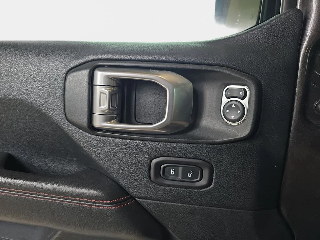 Used 2019 Gray Jeep Unlimited Rubicon image 28