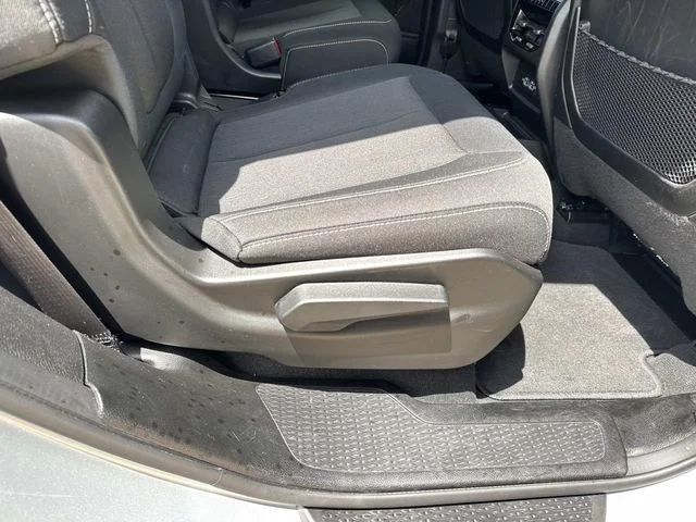 Used 2024 Silver Jeep Laredo image 16