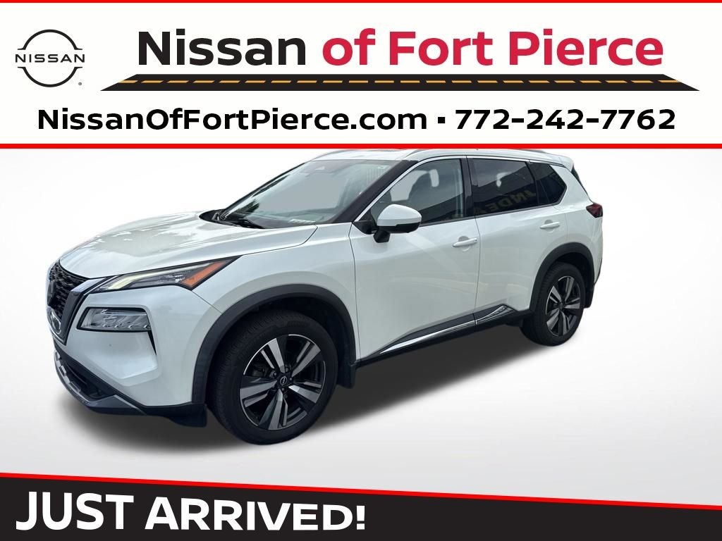 2022 Nissan Rogue SL