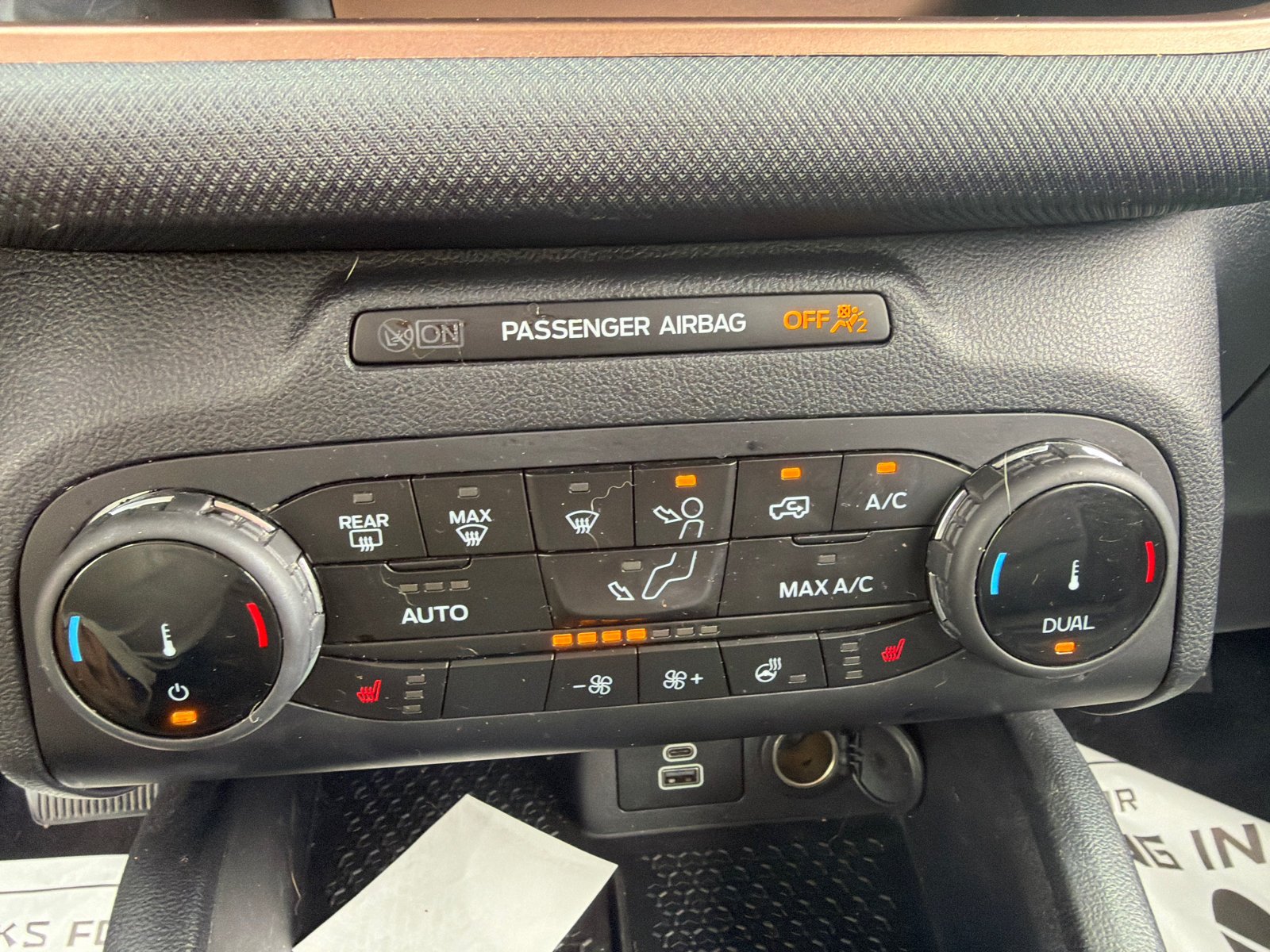 Used 2023 Silver Metallic Ford Outer Banks image 26