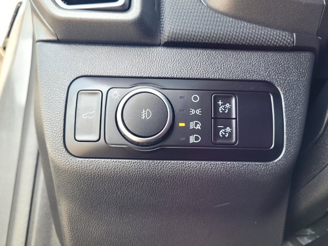 Used 2025 Gray Ford Badlands image 15
