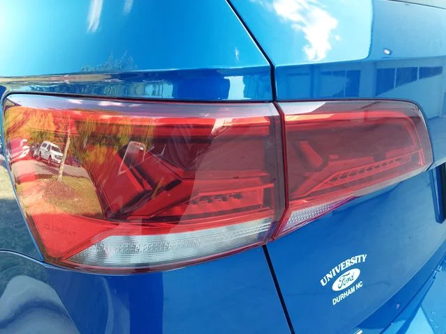 Used 2022 Blue Volkswagen 1.5T SE image 31