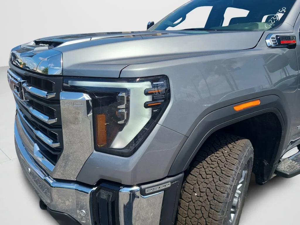 New 2026 Sterling Metallic GMC SLT image 25