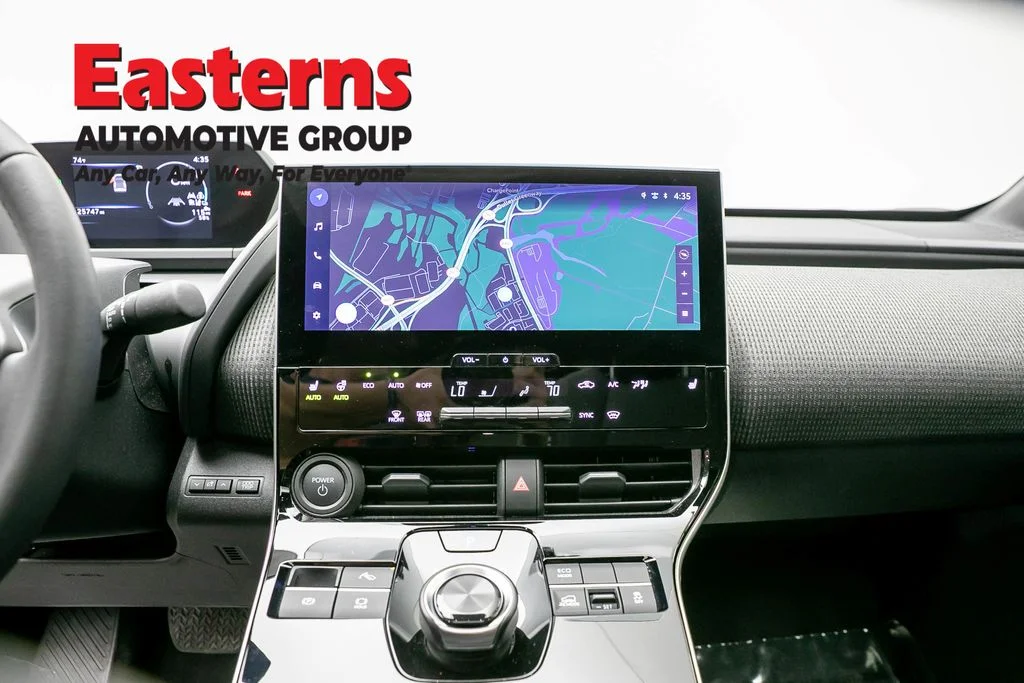 Used 2024 Silver Toyota XLE image 19