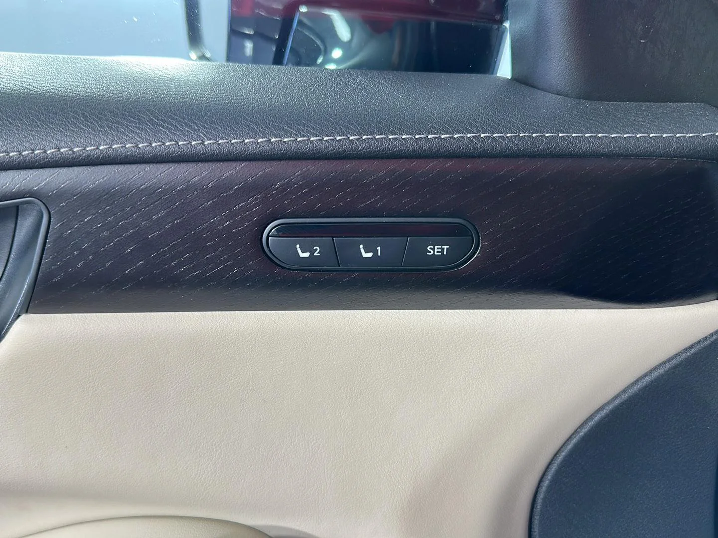 Used 2023 Moonbow Blue INFINITI SENSORY image 9