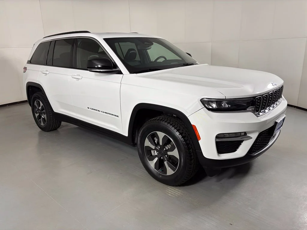 Used 2024 White Jeep 4xe image 2