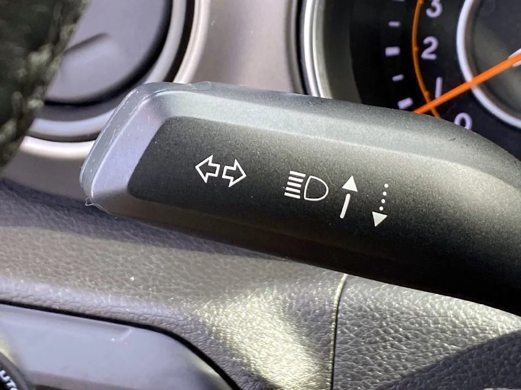 Used 2019 Gray Clearcoat Jeep Sport S image 20