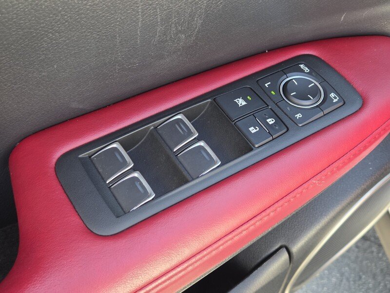 Used 2019 White Lexus 350 F Sport image 25