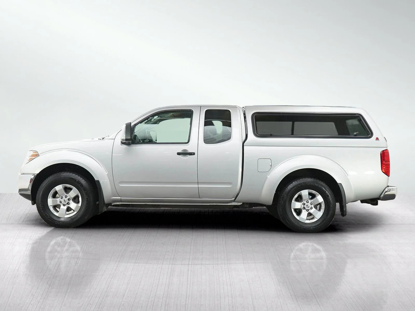 Used 2011 Nissan Frontier SV with VIN 1N6AD0CW8BC405966 for sale in Burnsville, Minnesota