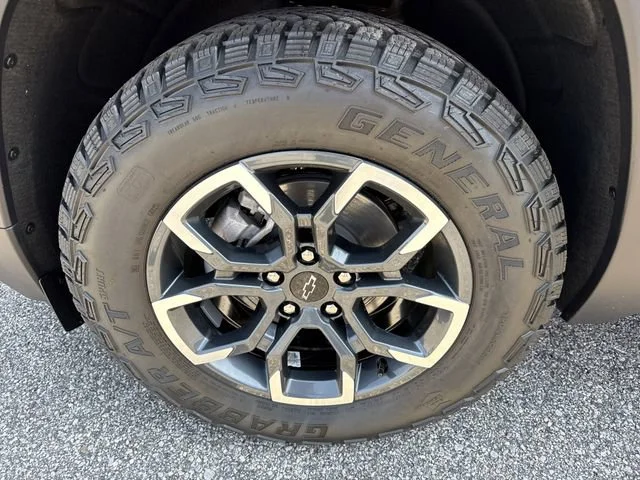 2026 Chevrolet Equinox ACTIV - Photo 9