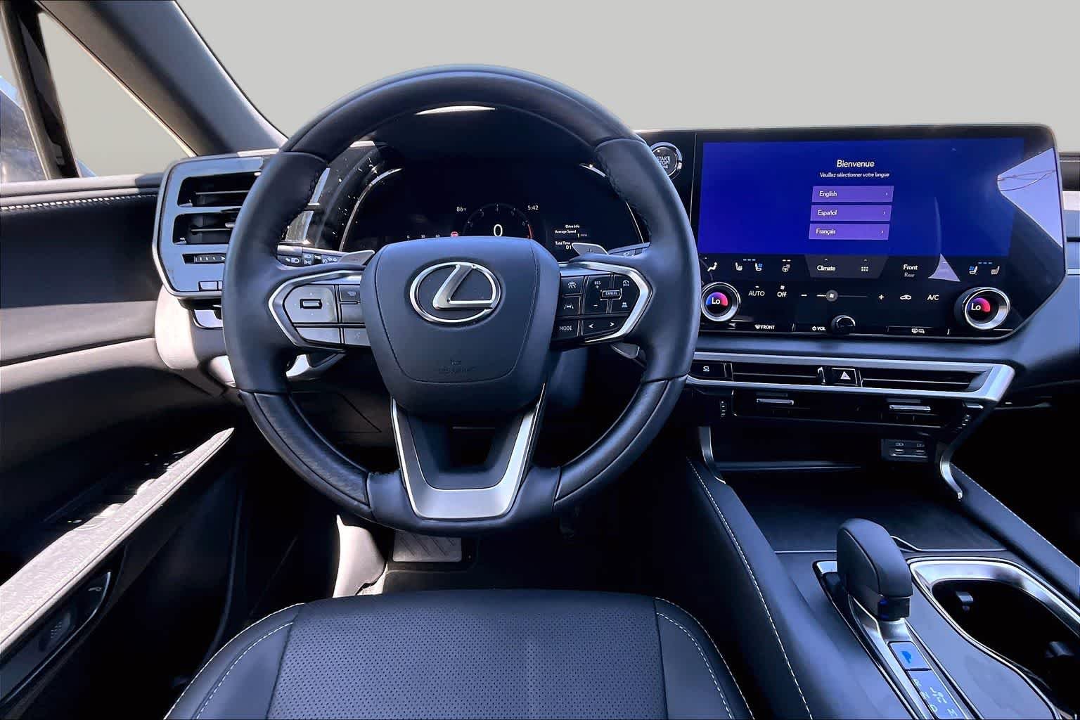 Certified Used 2025 Iridium Lexus Premium image 6