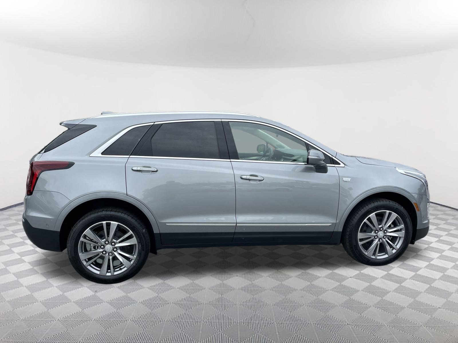 2025 Cadillac XT5 Premium Luxury - Photo 8