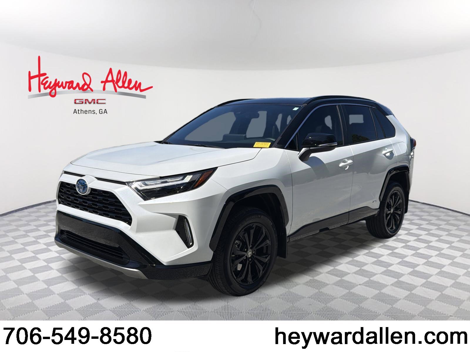 2024 Toyota RAV4 XSE - Photo 1