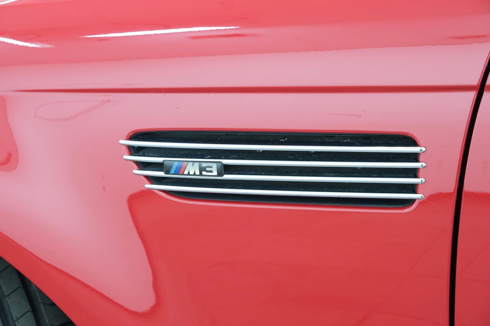 Used 2001 Imola Red BMW Base image 4