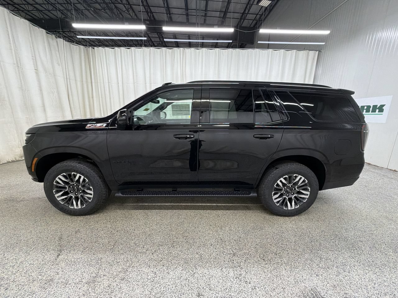 2026 Chevrolet Tahoe Z71 - Photo 6