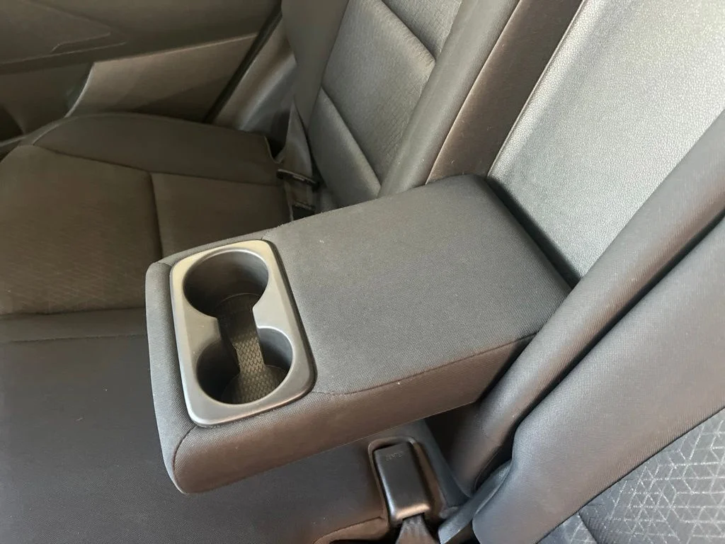 Used 2017 Sunset Hyundai SE image 24