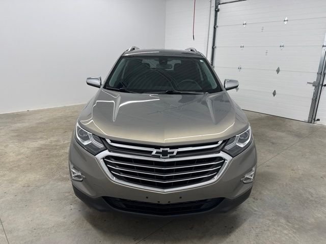 Used 2018 Chevrolet Equinox Premier with VIN 3GNAXWEX7JS561760 for sale in Middleburg Heights, OH