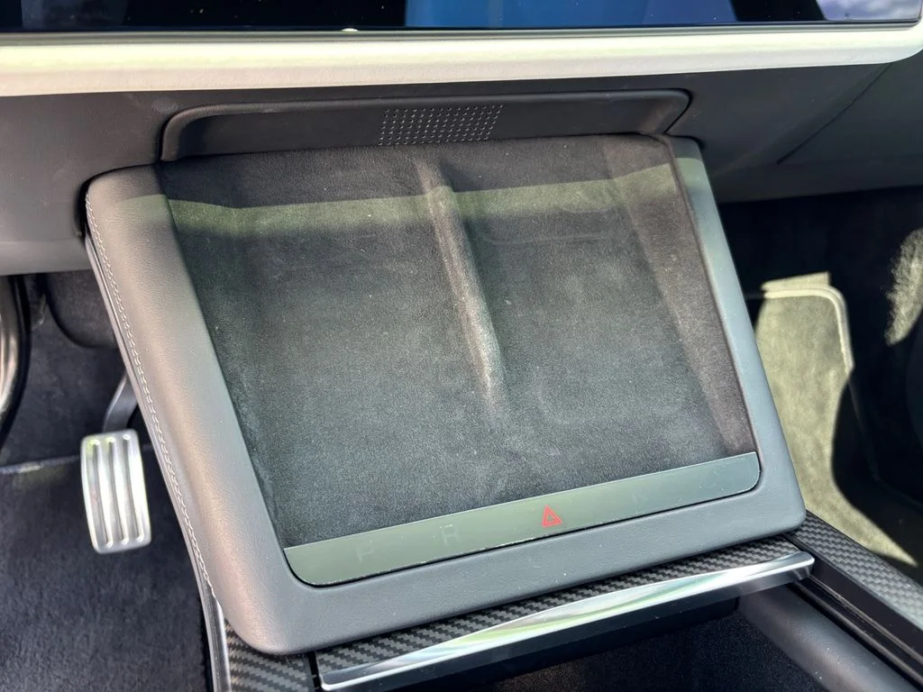 Used 2022 White Tesla Plaid image 29