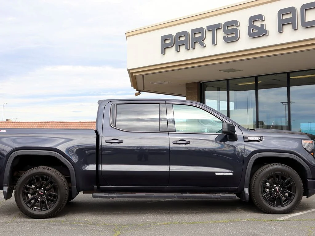 Used 2024 Titanium Rush Metallic GMC Elevation image 8
