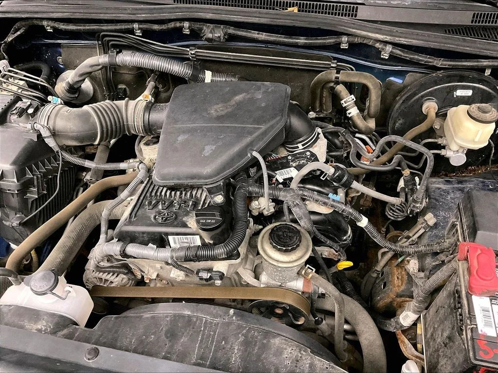 Used 2014 Blue Toyota Base image 39