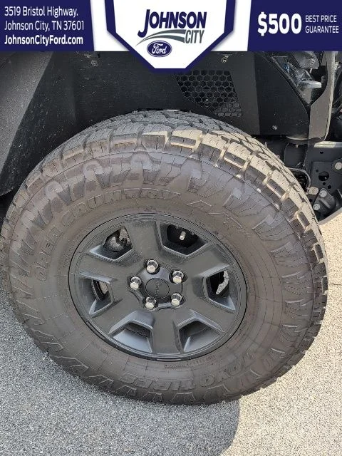 Used 2021 Black Jeep Mojave image 38