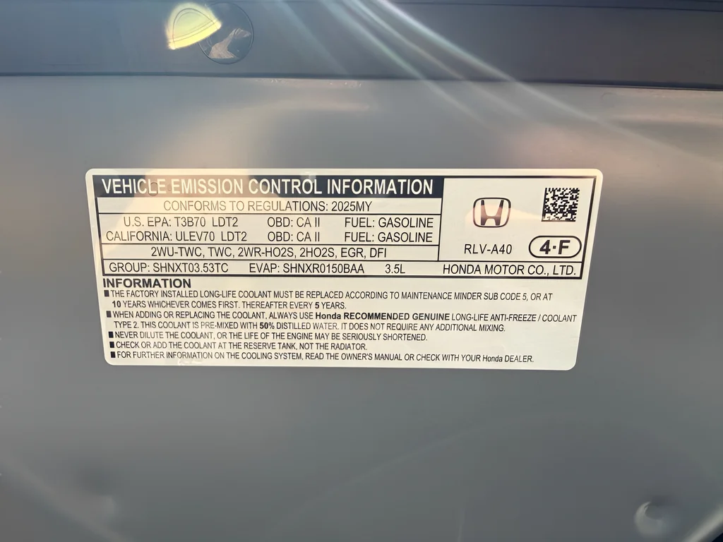 2025 Honda Passport EX-L - Photo 39