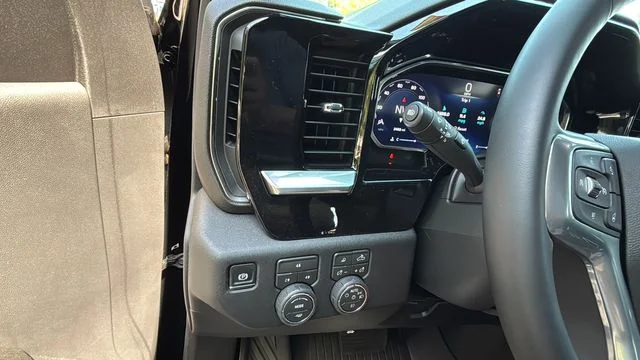 Used 2026 Black Chevrolet LT image 21